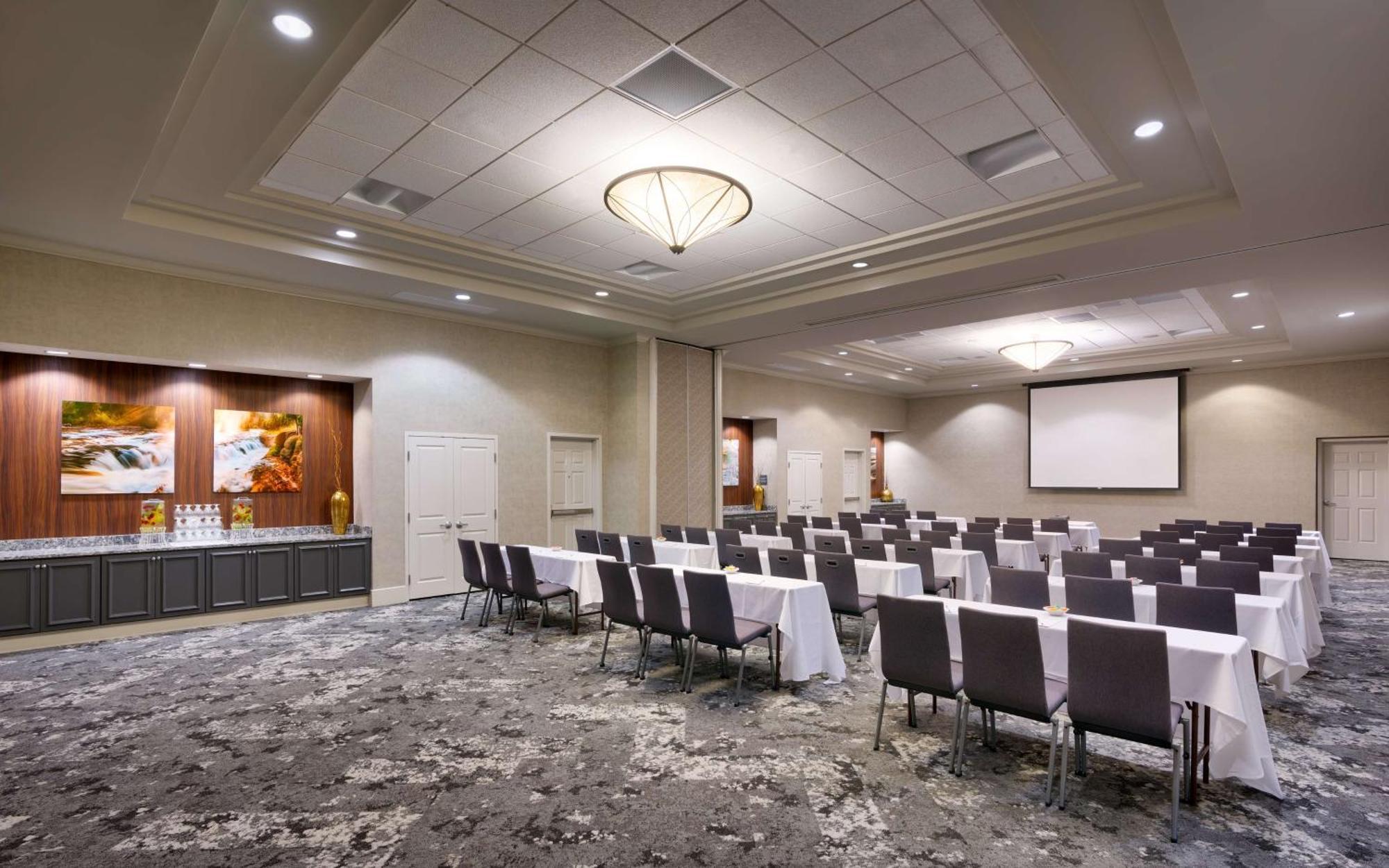 Hotel Hilton Garden 3*